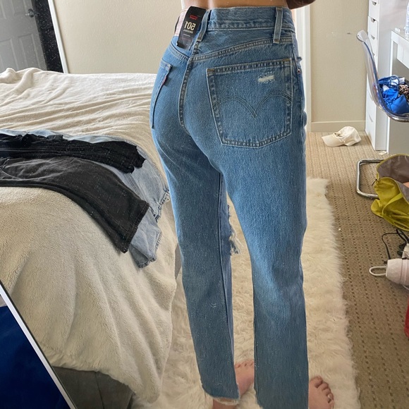 NWT Levi’s 501 Straight leg jeans 24x30 - Picture 8 of 8